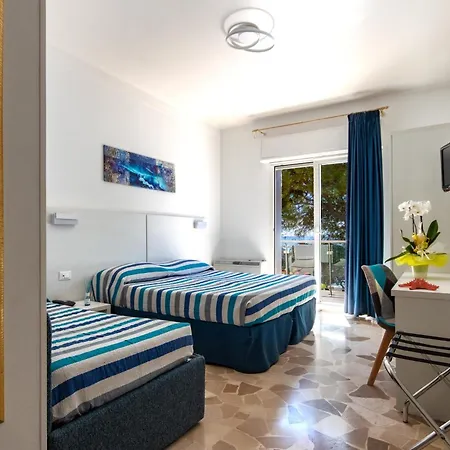 Otel Piccolo Le Palme San Bartolomeo Al Mare