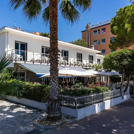 Piccolo Le Palme Otel